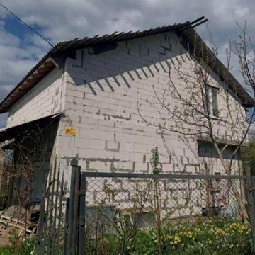 Будинок в місті.Можливий обмін на 2- кімнатну квартиру