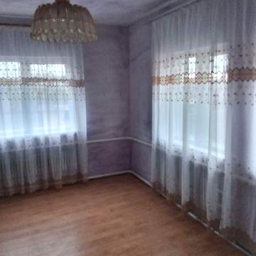Дом с ремонтом .