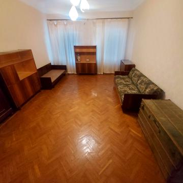 Болгарська вул., 14