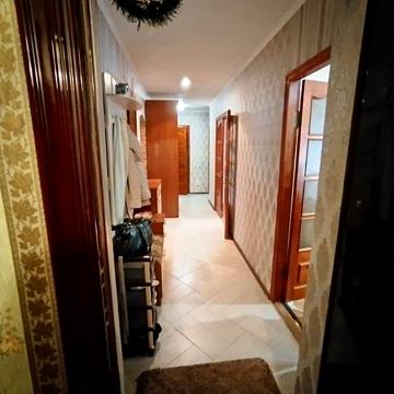 Продається  3х кімнатна квартира 77м² з ремонтом та технікою.