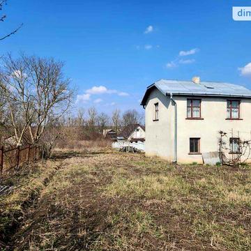 Продаж 3к Дім Центральна вулиця