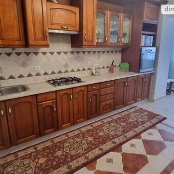 Продаж 3к Квартира Злуки проспект