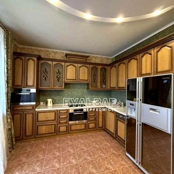 Продам 3 к.кв. - 117 м2, ЖК Источник, Отакара Яроша 22,.Бот Сад ЖК Источник