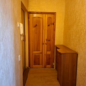 Нескорених вул. (Героїв Праці), 12