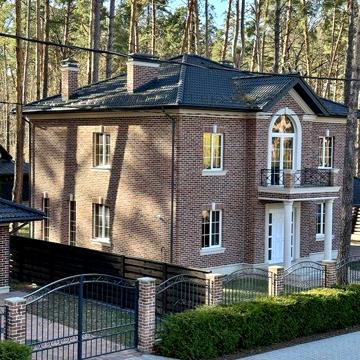 Купити будинок у лісовій Бучі у котеджному містечку