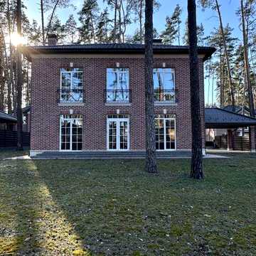 Купити будинок у лісовій Бучі у котеджному містечку