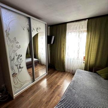 Продам 3к квартиру Академгородок ТЦ Лавина
