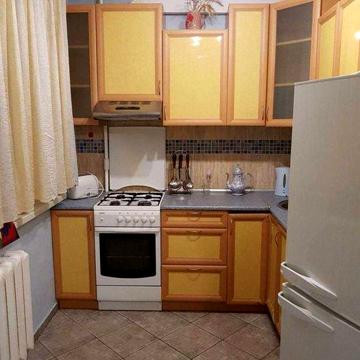 Продам 3 ком квартиру на Черемушках ул. г. Петрова (319-815)