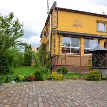 продаж будинку м.Борислав 200м якісний ремонт, готовий до проживання