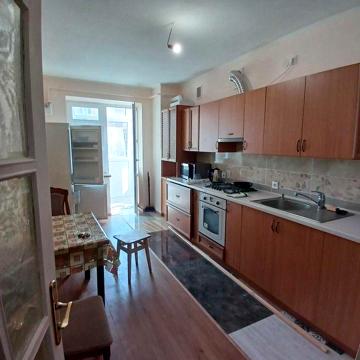 Оренда 2 кімн. кв., вул. Жасминова. Ближній центр.. Новобудова.
