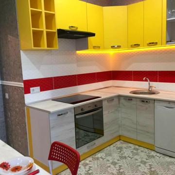 Середньофонтанська вул., 35