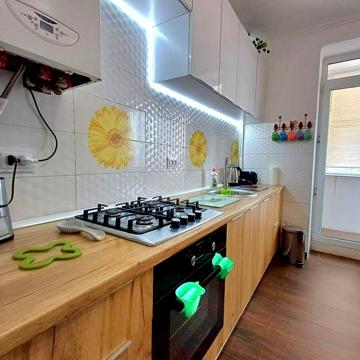 Продаж 1-кімн.кв-ри  48 м кв новобудова з ремонтом і меблями ,супер кр ЖК Шевченка