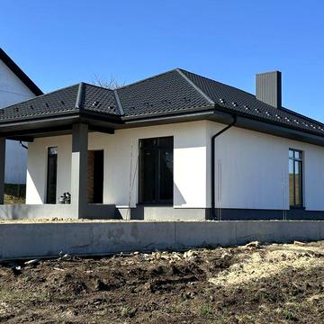 Новий будинок в межах міста