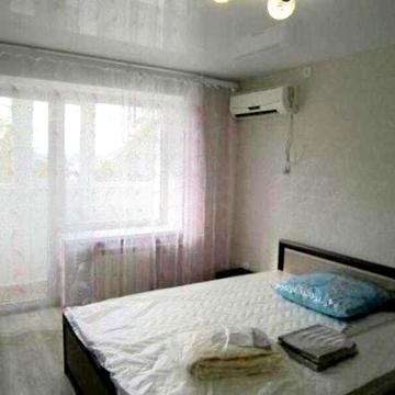 Продам хорошую 2к квартиру возле метро 23 Августа
