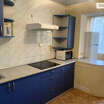 Довгострокова оренда 1к Квартира Шнеєрсона Менахем-Мендл (Мініна) вулиця
