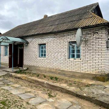 Хата по вулиці Слобода