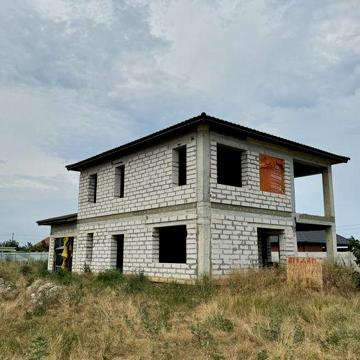 Продам будинок в коасивому місці
