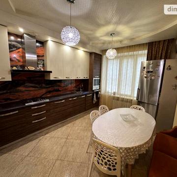 Продаж 2к Квартира Миру вулиця