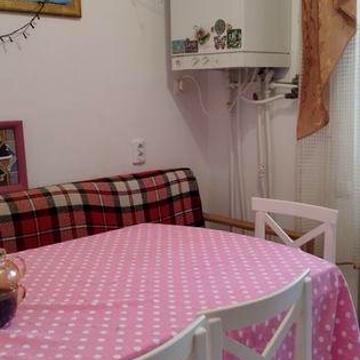 Продається 2-кімнатна квартира в м. Новояворівськ, вул. Львівська.