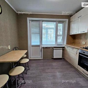 Продаж 3к Квартира Західнодонбаська (Ленінградська) вулиця