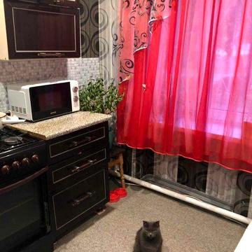 ПРОДАМ 1 комн. квартиру в п. Эсхар, центр,