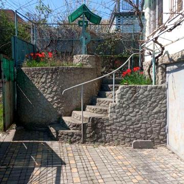 Продается дача заезд с Хорлодной балки или Алтестово .