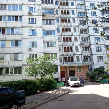 Архітектора Ніколаєва вул., 3