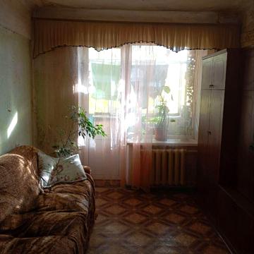 Українська вул., 3