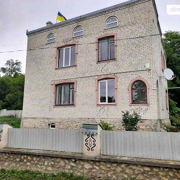 Продаж 5к Дім Незалежності вулиця