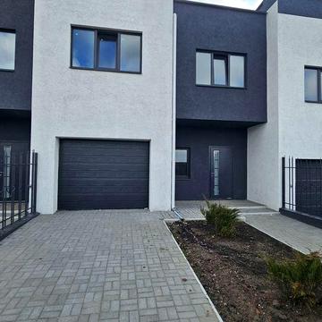 Продам таунхаус район Лісопаркової