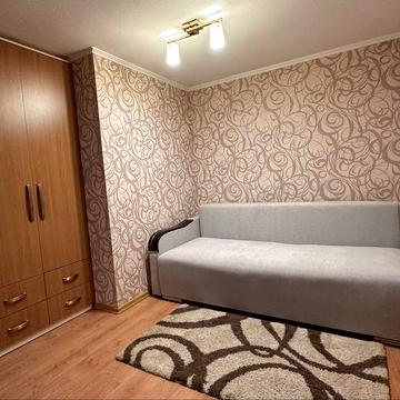 Продам двухуровневую гостинку