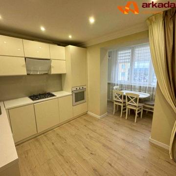 Дворівнева квартира вул.Симоненка 125 м2 - 90 000$ (Постанови)