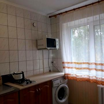Академіка Янгеля вул., 15