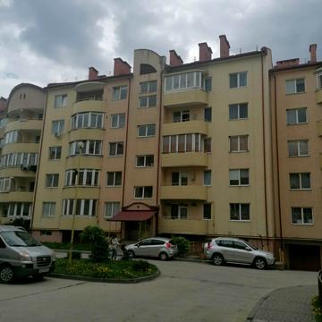 Дмитра Климпуша вул., 9