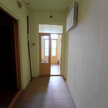 Однокімнатна квартира з ремонтом на Таїрова