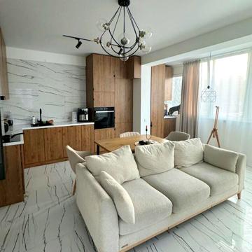 Миру вул., 4в