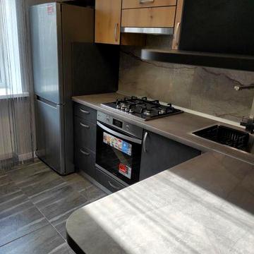 Ключи! Продам 1 квартиру, новый ремонт, ж/м Красный Камень