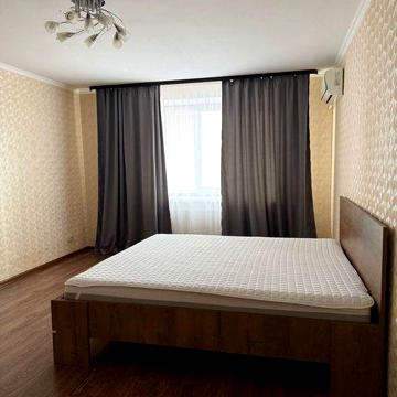 Продам 1к кв, 45м2,  вул. Головатого 76, інд. опалення! ЖК Лелека