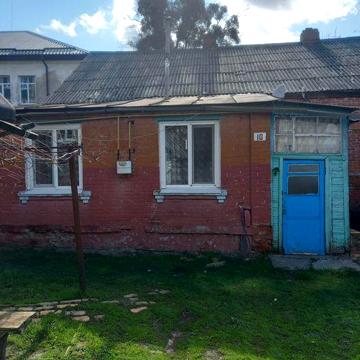 Продам 3-х комнатную квартиру. Буды .