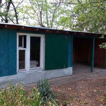 Дачна  ділянка з павільйоном під пасіку