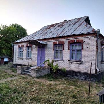 Продам! Будинок в селі біля ставка