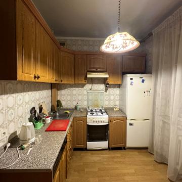 майдан Іподрому пл., 1