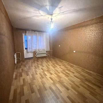 У продажу 1 кімнатна квартира на лівому березі