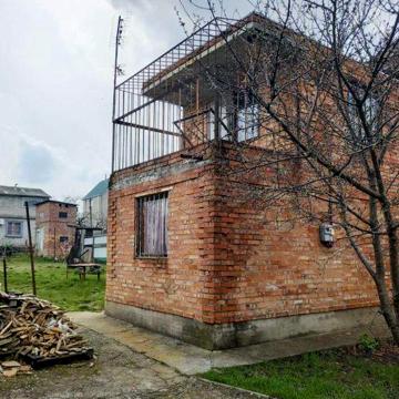 Будинок в дачному кооперативі