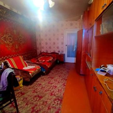 Левка Лукяненка просп. (Рокоссовського), 49