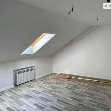 Продаж 4к Квартира Шкільна вулиця