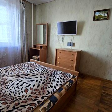 Довгострокова оренда 3к Квартира Сонячна Набережна (Малиновського Маршала) вулиця