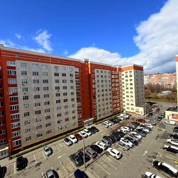 2к Виставка Рауш ТЕРМІНОВО мінімальне переоф, обжита НБ