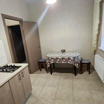 Європейська вул., 19