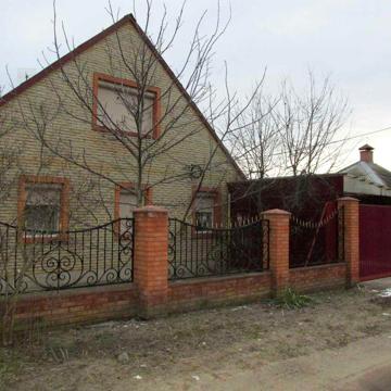 Продам будинок заг. площею 193 кв. метра в р-ні Дитячої лікарні